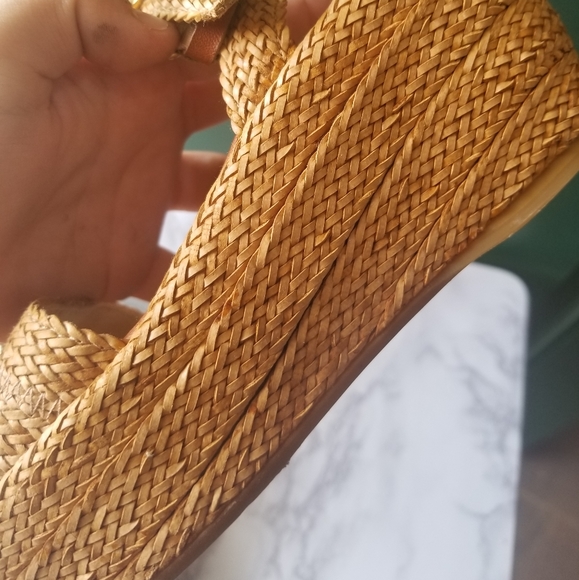 Stuart Weitzman Plaform Sandals - Picture 6 of 7